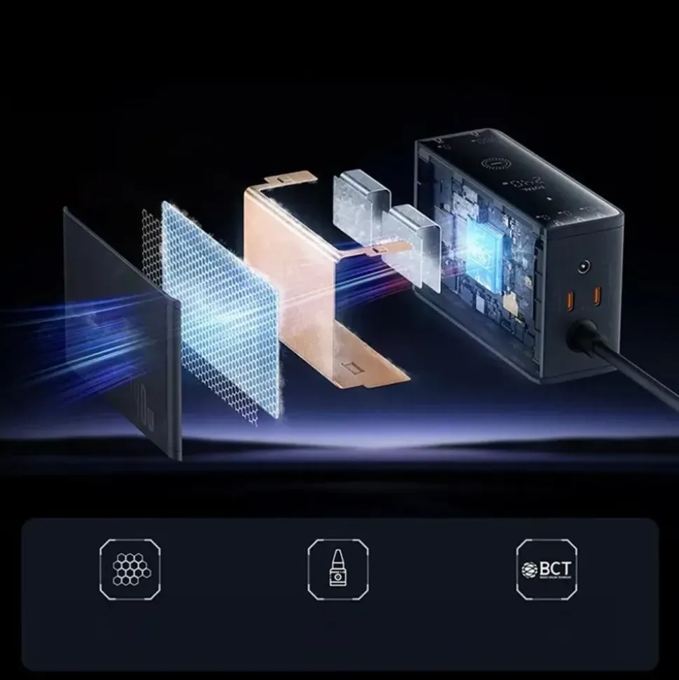 Baseus GaN 3x USB-C USB DC, 240W Smart-Desktop-Schnellladegerät – Schwarz