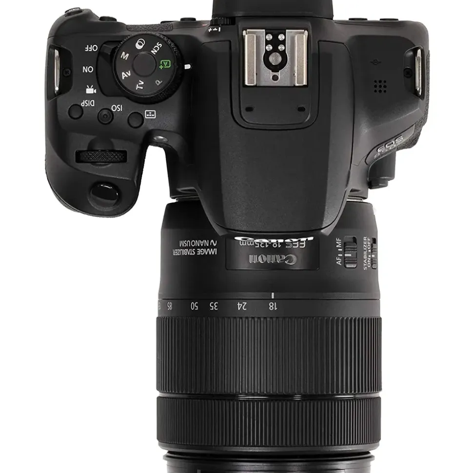Canon EOS 850D + EF-S 18-135 mm IS STM