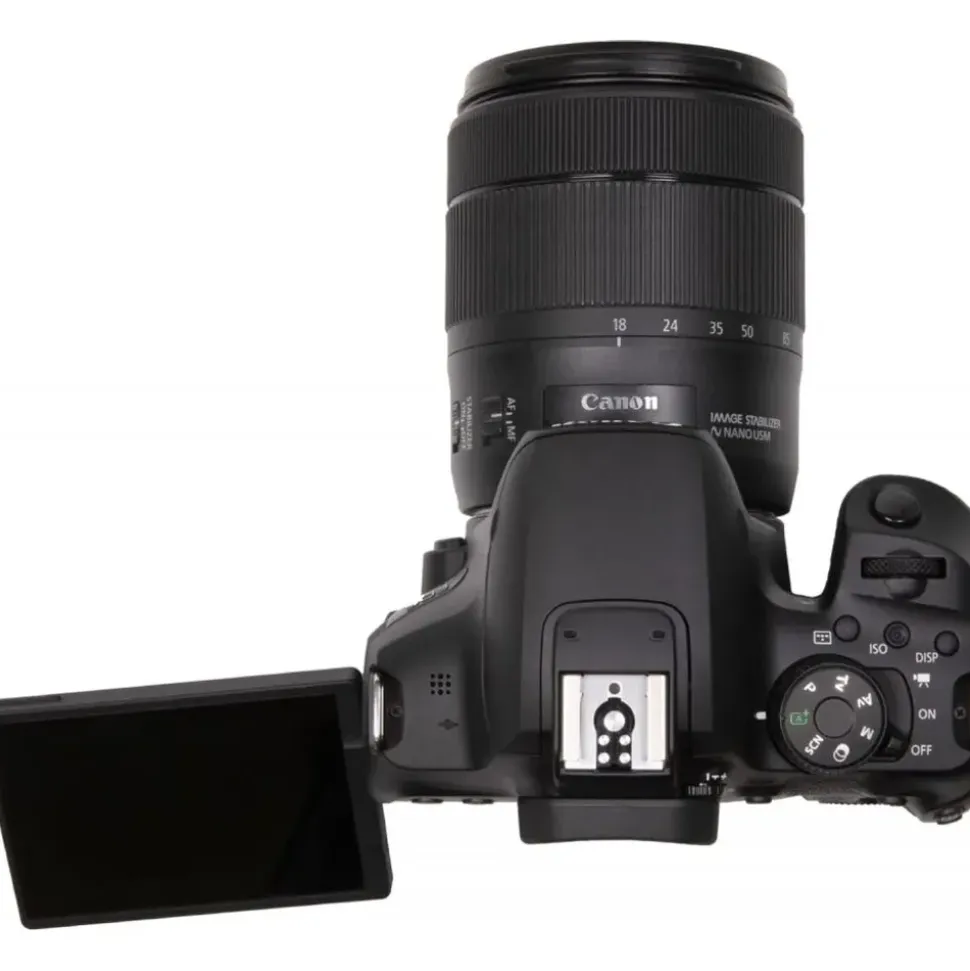 Canon EOS 850D + EF-S 18-135 mm IS STM
