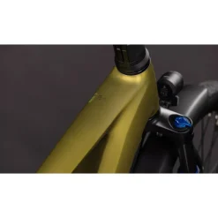 Cube Touring Hybrid Pro 800