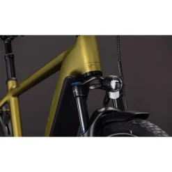 Cube Touring Hybrid Pro 800