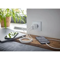 Intenso Power Adapter W65ACC GaN Ladegerät, Weiß