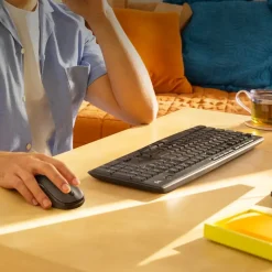 Logitech MK295 Silent Wireless Combo