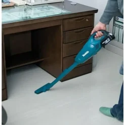 Makita DCL182