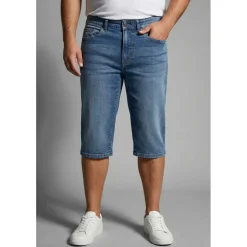 man's world plus "Große Größen", Herren, Gr. 64, N-Gr, blau (medium blau used), Denim/Jeans, Obermaterial: 98% Baumwolle, 2% Elasthan, unifarben, regular fit kniefrei, Jeans, gerade geschnittenes Bein, normale Leibhöhe, Regular-Fit