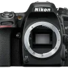 Nikon D7500