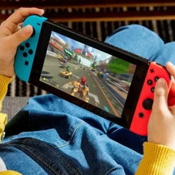 Nintendo Switch neon blau/rot 2019