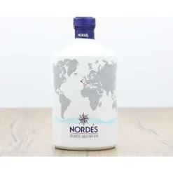 Nordés Nordes Galician Gin 40% vol 0,7 l