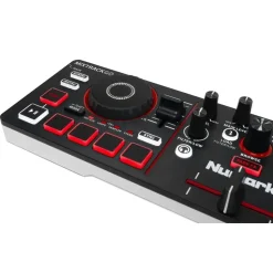 Numark Mixtrack Go