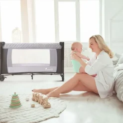 OEM Kinderreisebett Overnight – faltbares Reisebett & Laufstall, grau - Grau