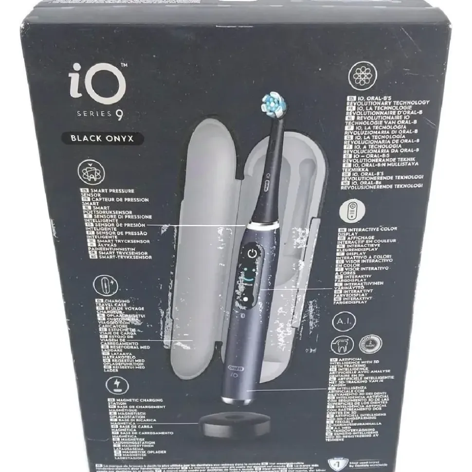 Oral-B iO Series 9 Black Onyx Special Edition 1