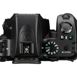 Pentax KF + 18 -55mm WR