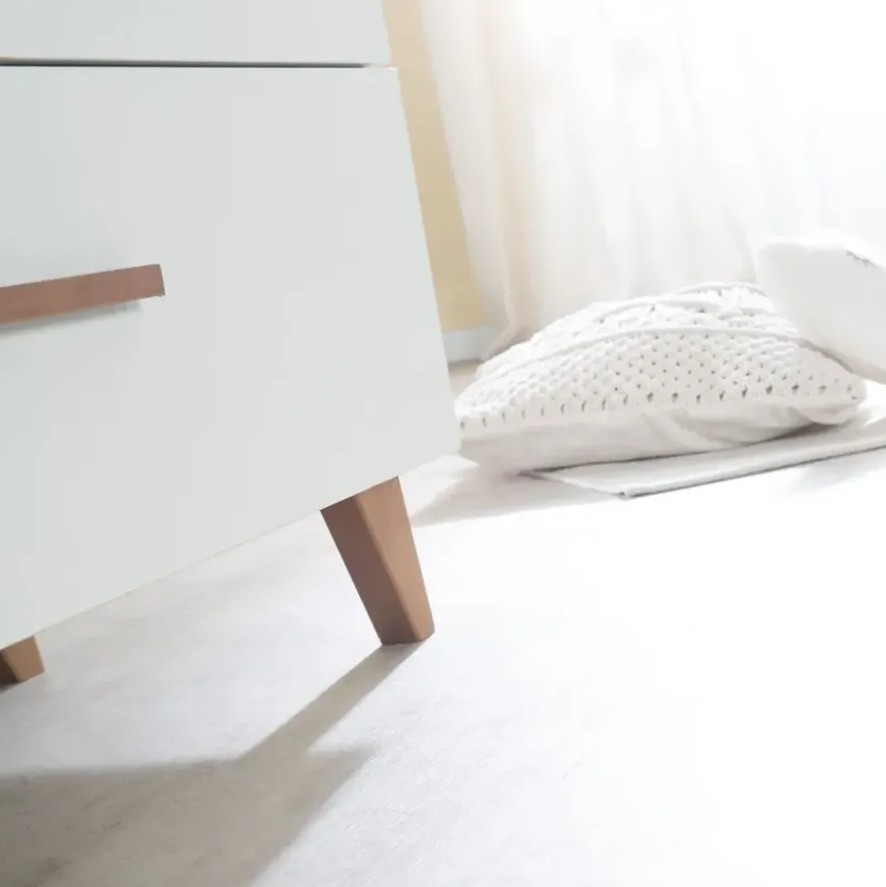 roba Kinderzimmer Set 3-teilig Ole - Kinderbett 70 x 140 cm umbaubar + Wickelkommode mit 3 Schubladen + Kinderkleiderschrank - Griffe & Füße aus Massivholz - Weiß/Dunkle Eiche