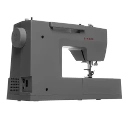Singer Heavy Duty 6805C
