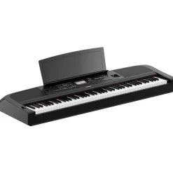 Yamaha DGX-670 black