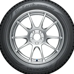Yokohama BluEarth-Winter V906 SUV XL