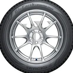 Yokohama BluEarth-Winter V906 SUV XL